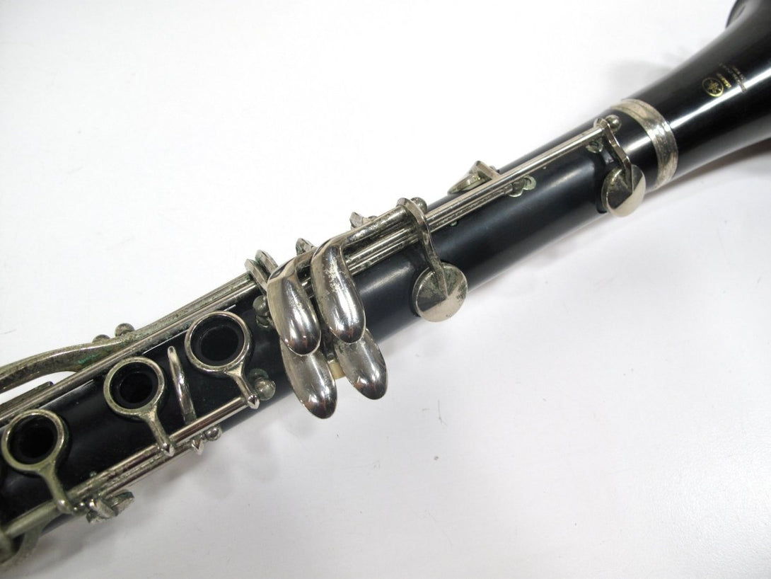 Yamaha YCL - 255 Standard Bb 17 key Clarinet - ZeereeZ