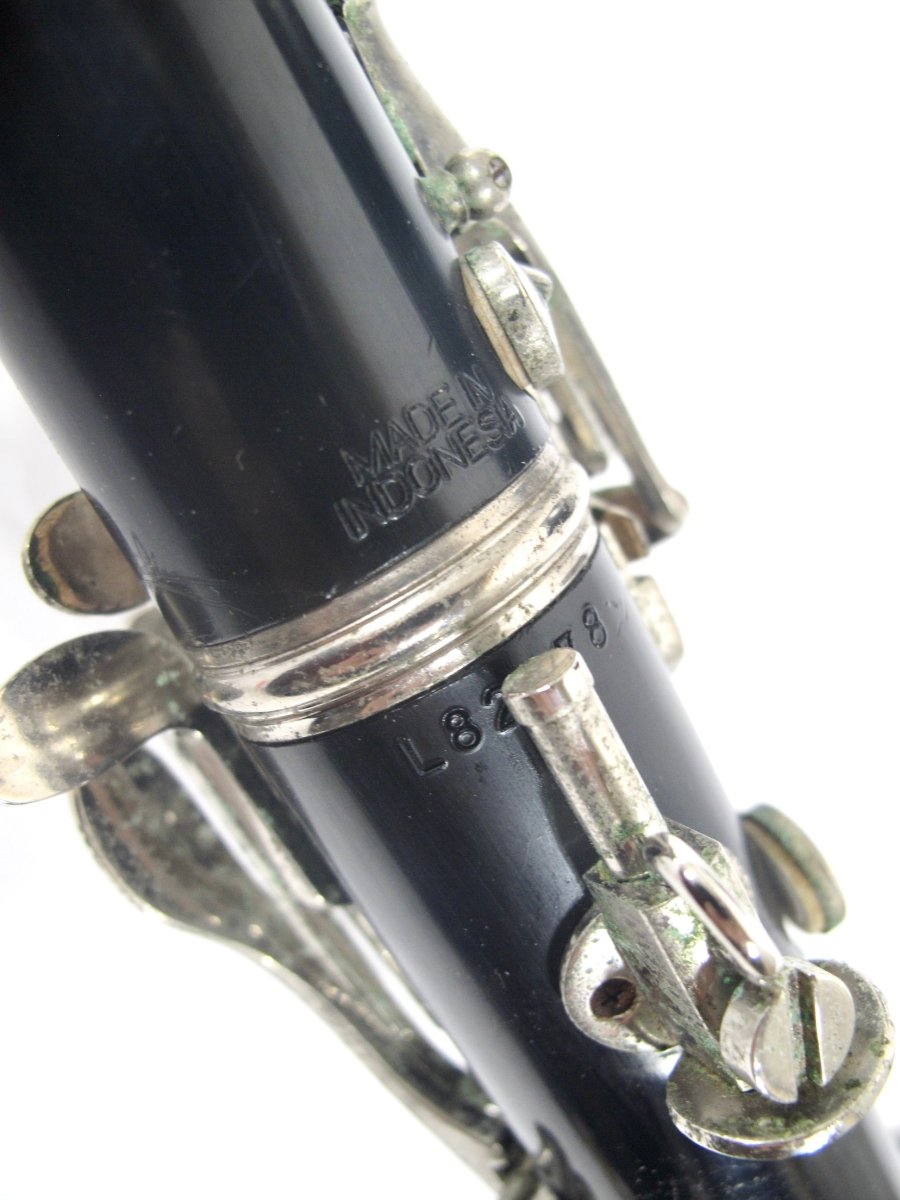 Yamaha YCL - 255 Standard Bb 17 key Clarinet - ZeereeZ