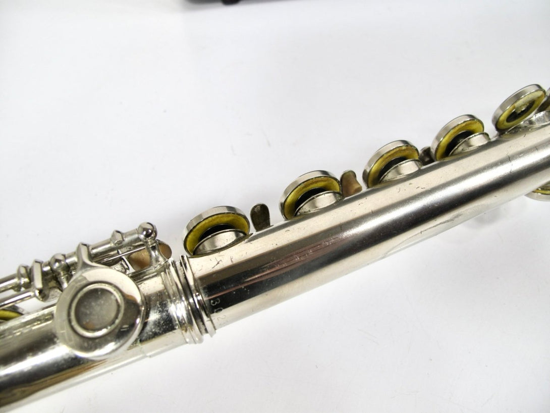 Yamaha YFL - 225NII Nickel Plated Student Model Flute Made in Japan - ZeereeZ