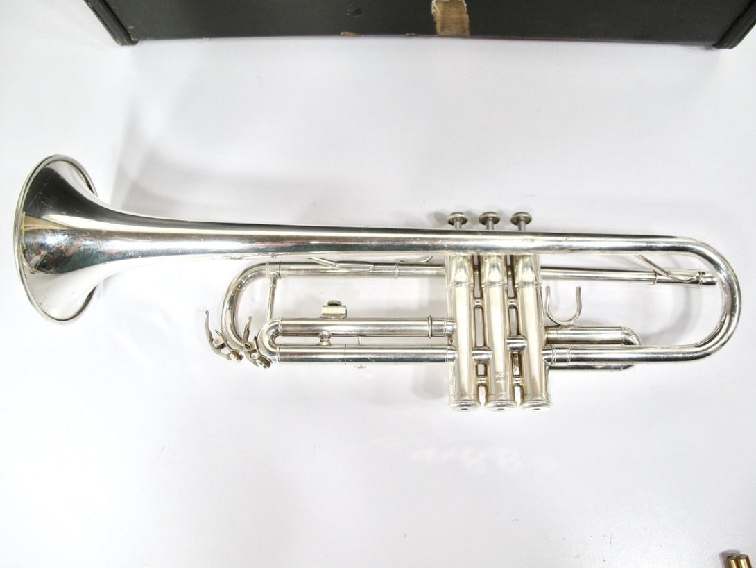 Yamaha YTR - 2335S Silver Brass Bb Student Trumpet w/ Case 7 Mouthpiece Japan - ZeereeZ