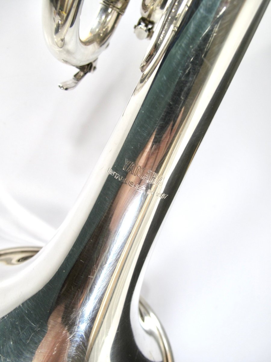 Yamaha YTR - 2335S Silver Brass Bb Student Trumpet w/ Case 7 Mouthpiece Japan - ZeereeZ