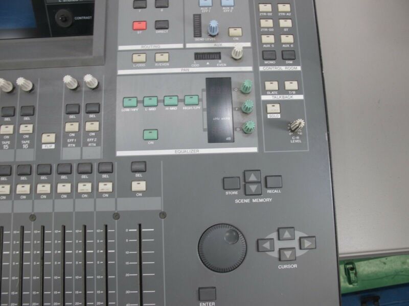 Yamaha 02R 40 Input Dynamics/ 4 Band EQ Motorized Digital Audio Recording Mixer - Zeereez