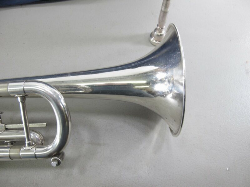 Getzen 770 SG Select Gold Series Vintage Trumpet w/ Bach Artisan Mouthpiece - Zeereez