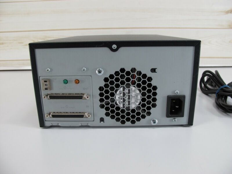 HP StorageWorks Ultrium 960 LTO3 External Storage SCSI Tape Drive Model Q1539B - Zeereez