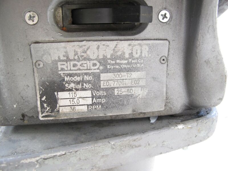 RIDGID 300 T2 PIPE THREADER CARRIAGE DIE HEAD REAMER 300-T2 OILER 1/2" - 2" - Zeereez