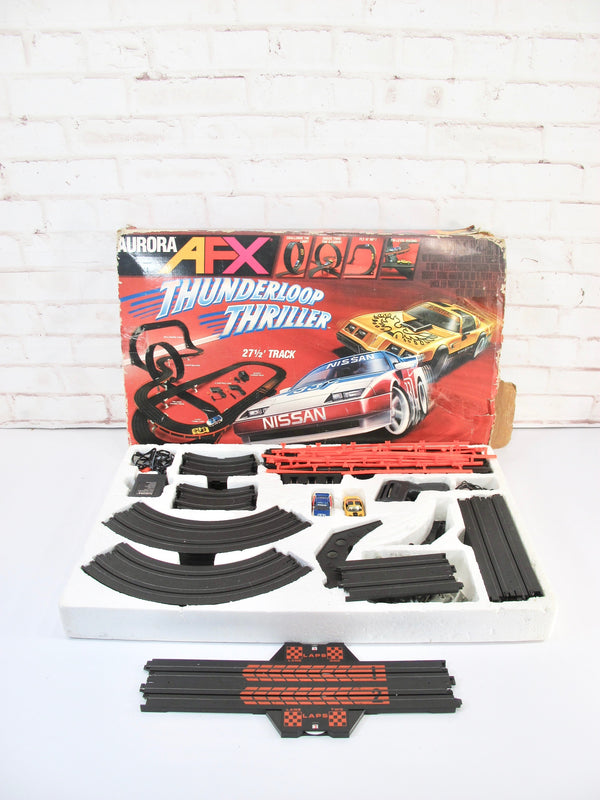 Tomy Aurora AFX Thunderloop Thriller Vintage 1980s Slot Car Race Track Set