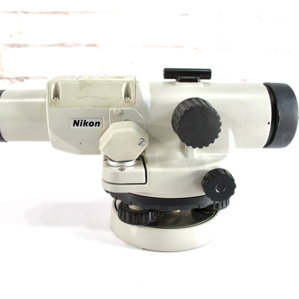 Nikon AS-2 34x Magnification Automatic Level