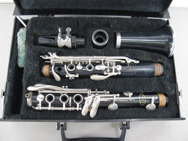 VITO Resotone Model 7213 Clarinet with Case & Vito II Mouthpiece