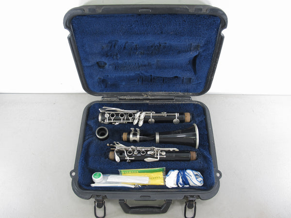Bundy 577 Student Model Bb Clarinet with Mouthpiece & Case