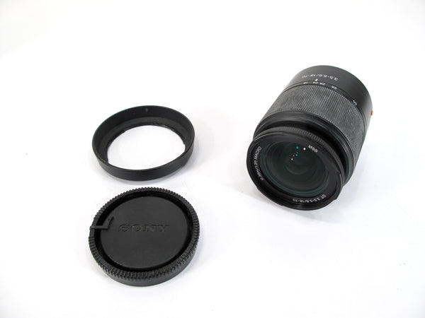 Sony DT 18-70mm F3.5-5.6 Macro Sony/Minolta Maxxum A-Mount Auto Focus Lens