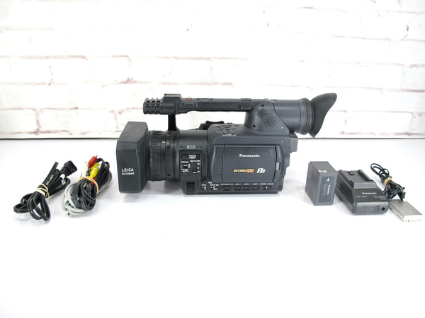 Panasonic AG-HVX200P 3CCD DVCPRO P2HD Professional Camcorder