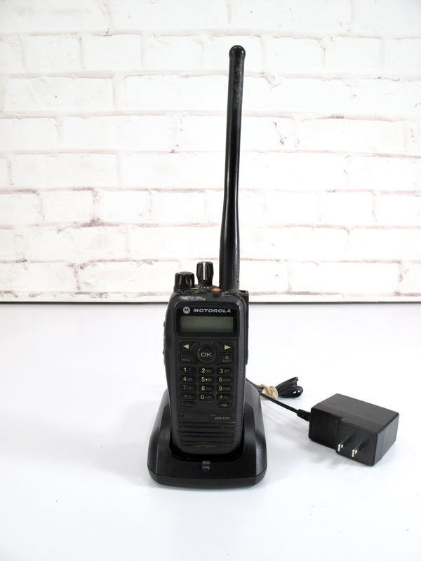 Motorola XPR 6550 136-174 MHz 160 Channel AAH55JDH9LA1AN 2 Way Handheld Radio