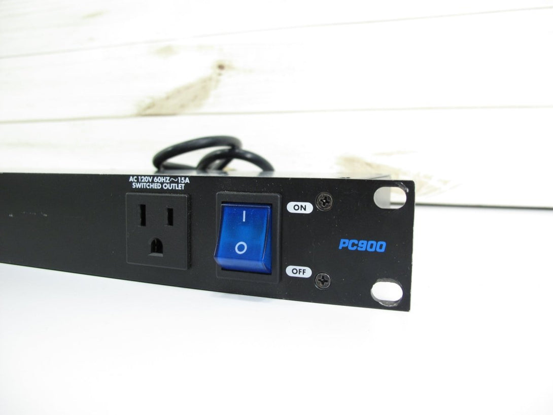 Livewire PC900 9 - Outlet Power Conditioner and Distribution System - ZeereeZ