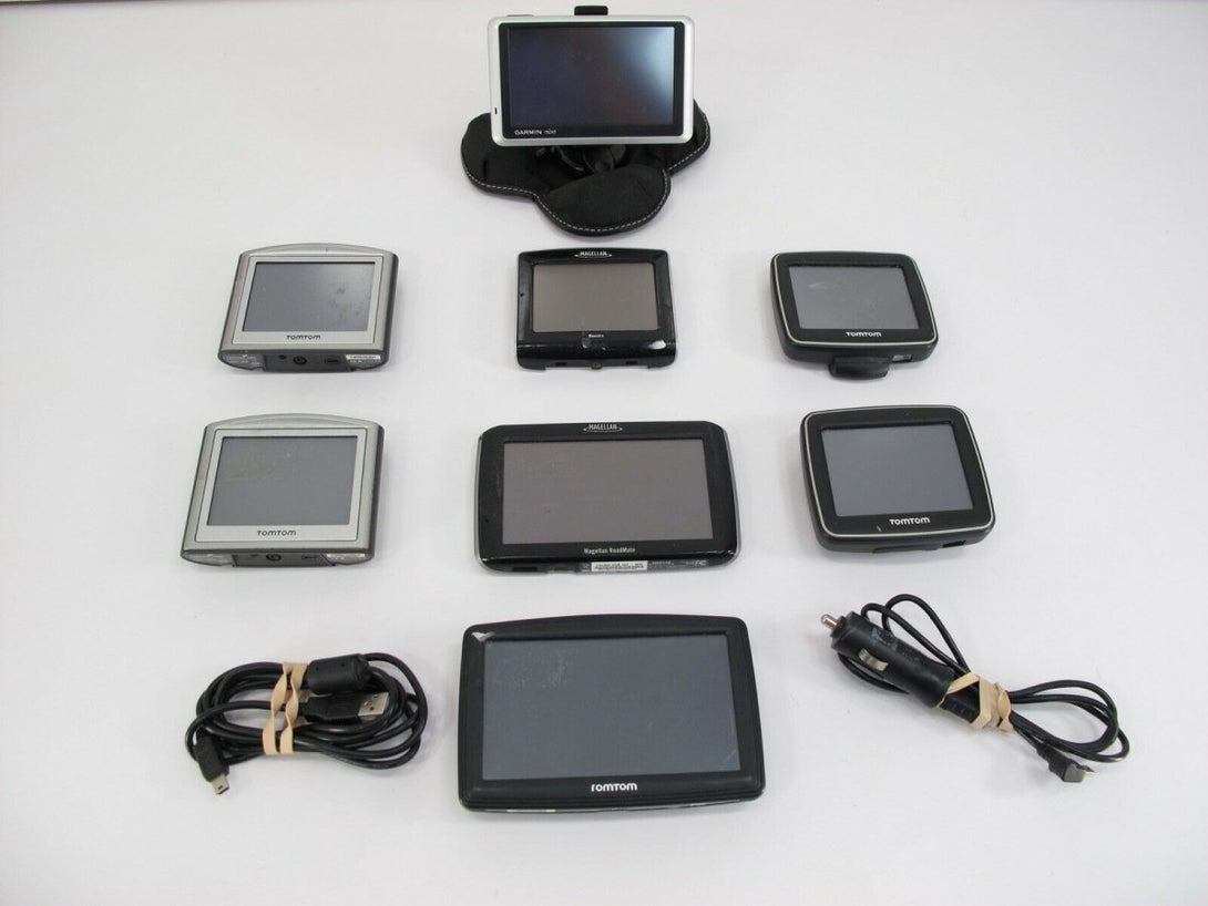 Lot of 8 Garmin TomTom & Magellan GPS Units Maestro Roadmate One Nuvi - ZeereeZ
