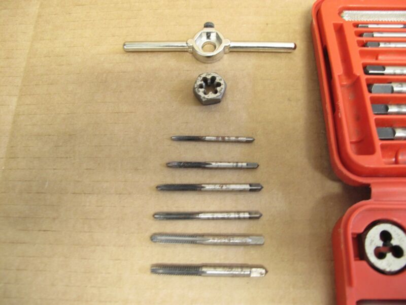 MAC 3606TS Tap & Die Set w/ Extra HAnson & Craftsman Pieces - ZeereeZ