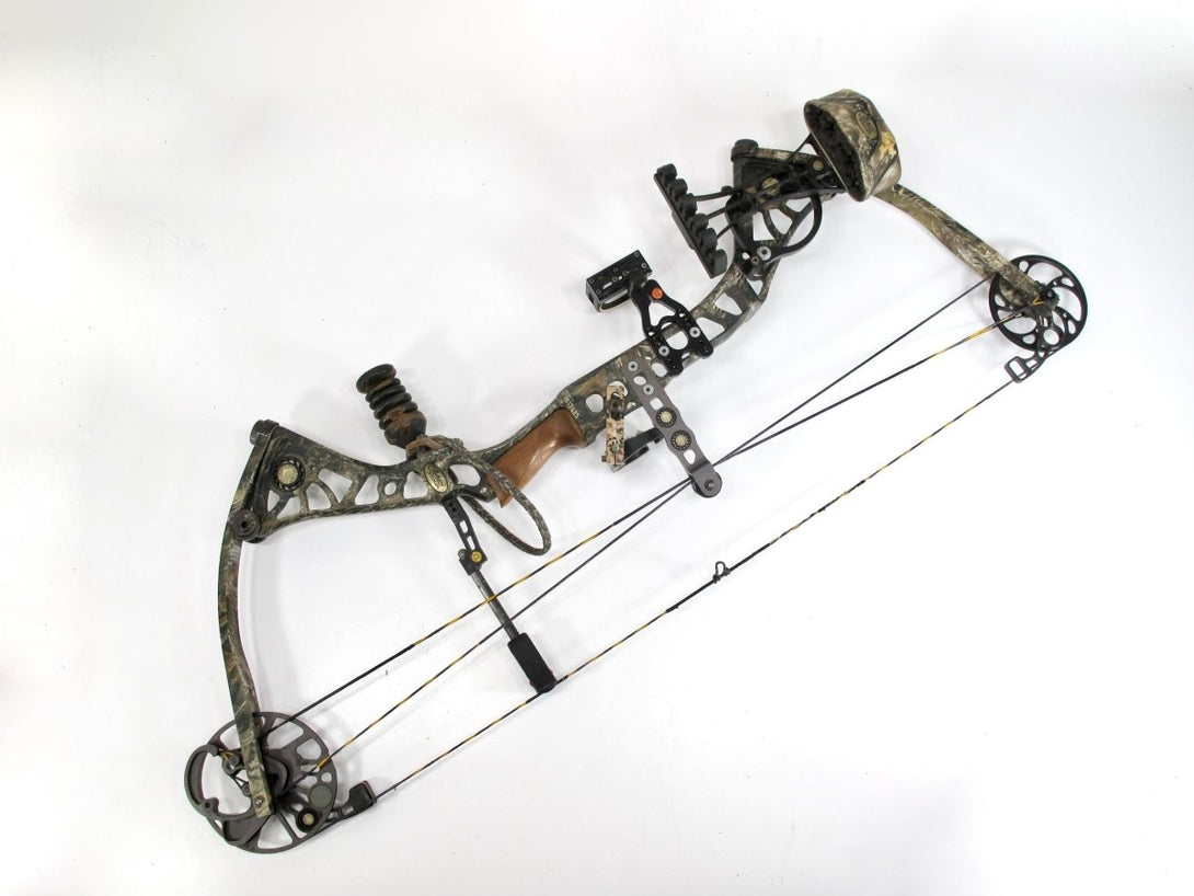 Matthews Solo Cam SE 3 28" 70# Compound Hunting Bow Left Hand - ZeereeZ