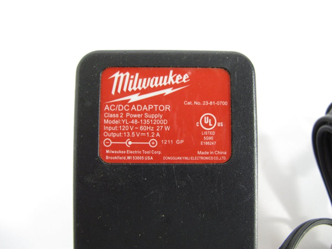 Milwaukee 23 - 81 - 0700 AC/DC OEM Replacement Adapter for 2590 - 20 Radio - ZeereeZ