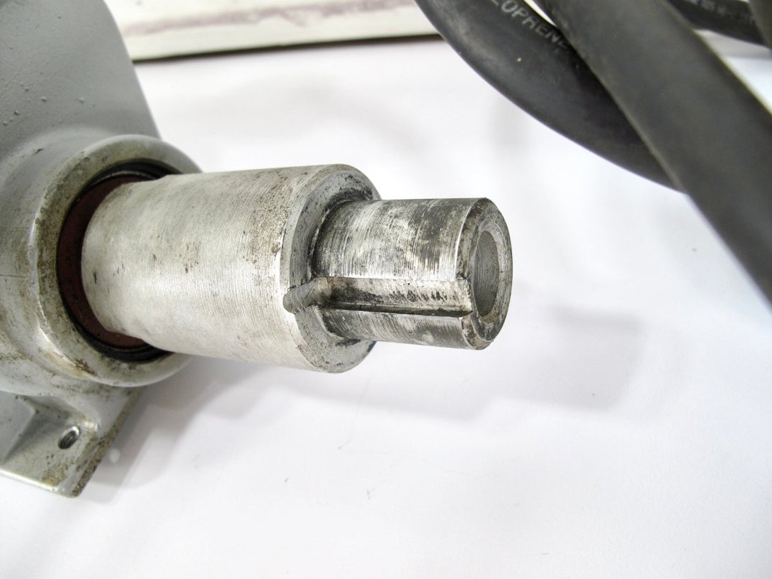 Milwaukee 4262 - 1 Drill Motor w/ Holophane Attachement & Square D Drum Switch - ZeereeZ