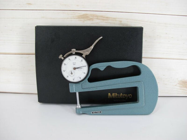 Mitutoyo 7322 Dial Thickness Gauge, Flat Anvil, Inch, 120mm Throat Depth, 0 - 1" - ZeereeZ