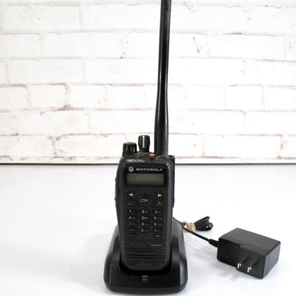 Motorola XPR 6550 136 - 174 MHz 160 Channel AAH55JDH9LA1AN 2 Way Handheld Radio - ZeereeZ