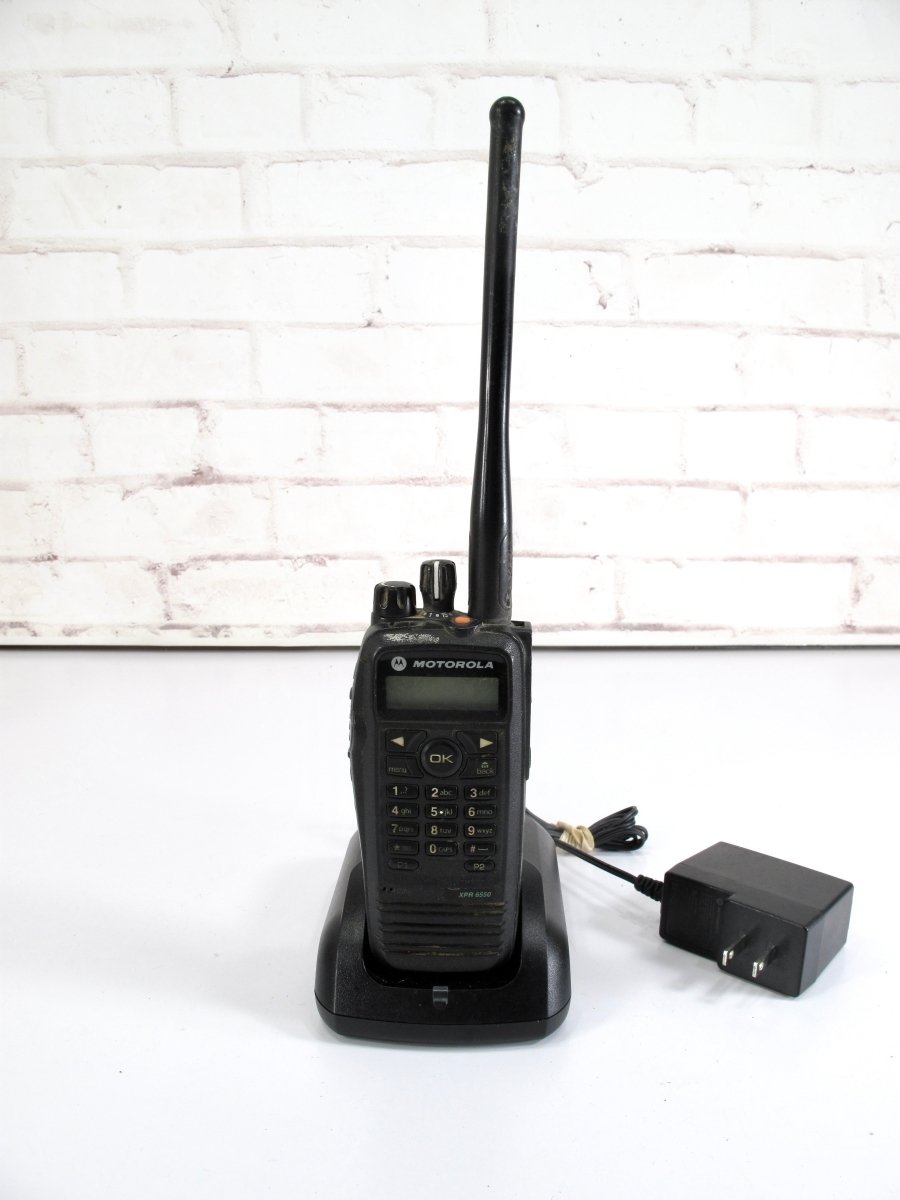 Motorola XPR 6550 136 - 174 MHz 160 Channel AAH55JDH9LA1AN 2 Way Handheld Radio - ZeereeZ