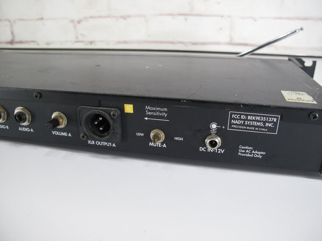 Nady XR - 62 Tru Diversity Wireless VHF Microphone Receiver - ZeereeZ