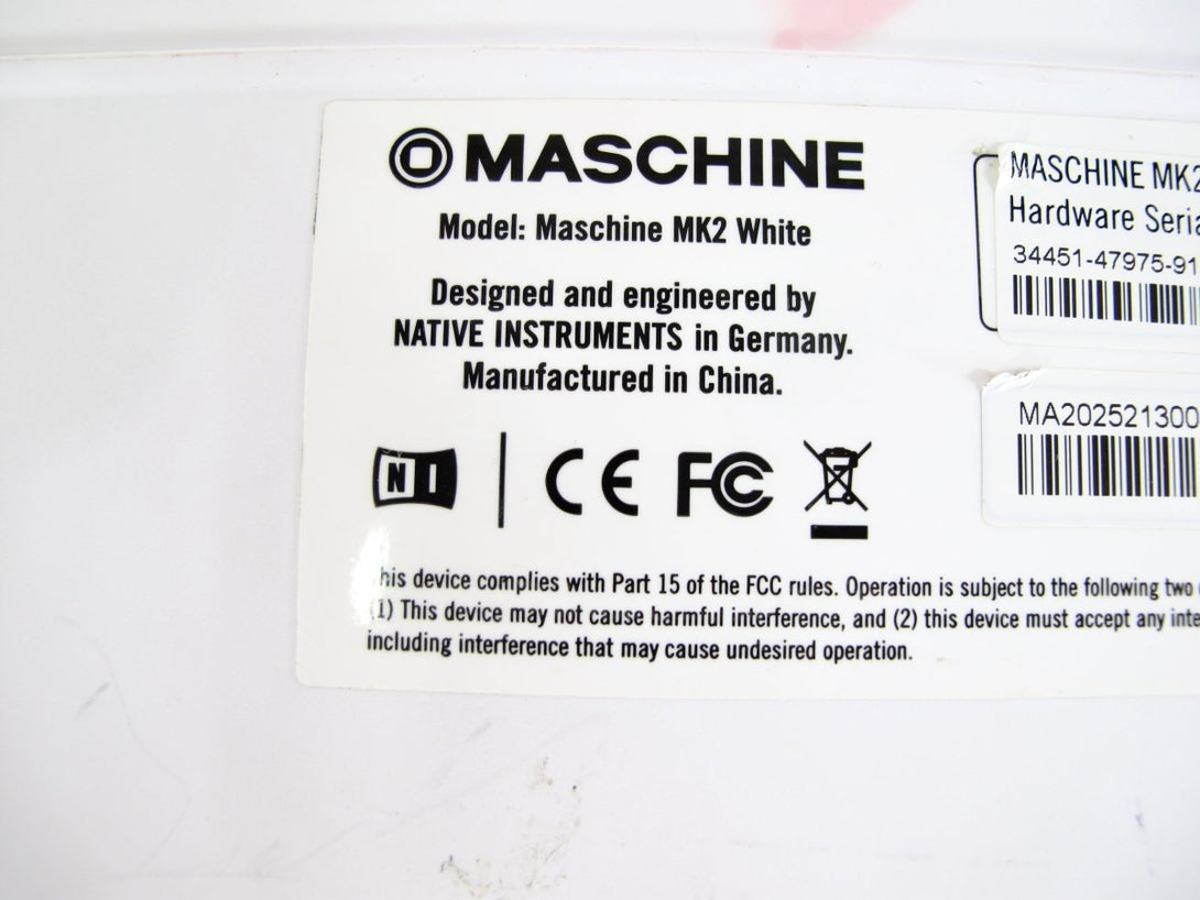 Native Instruments Maschine MK2 Groove Production Studio - ZeereeZ