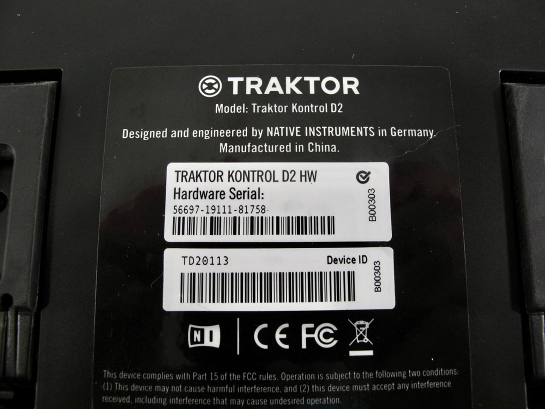 Native Instruments Traktor Kontrol D2 Controller Deck - ZeereeZ
