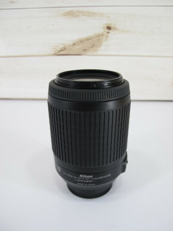 Nikon AF - S 55 - 200mm f/4 - 5.6 G DX SWM VR ED IF Nikkor Telephoto Zoom Lens - ZeereeZ