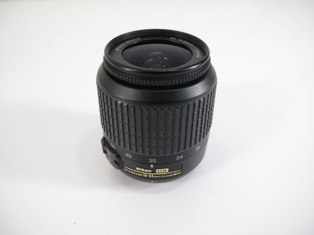 Nikon AF - S DX ED 18 - 55mm f/3.5 - 5.6 Digital SLR Camera Lens - ZeereeZ