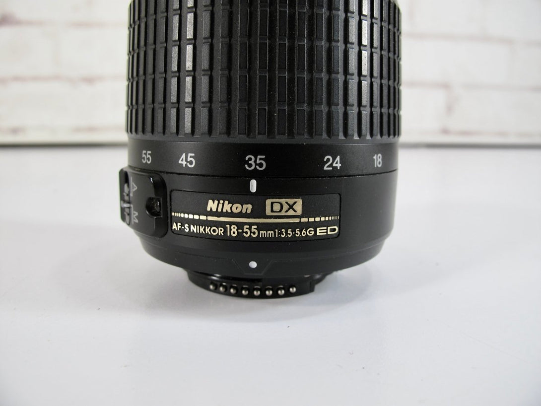 Nikon AF - S DX ED 18 - 55mm f/3.5 - 5.6 Digital SLR Camera Lens - ZeereeZ