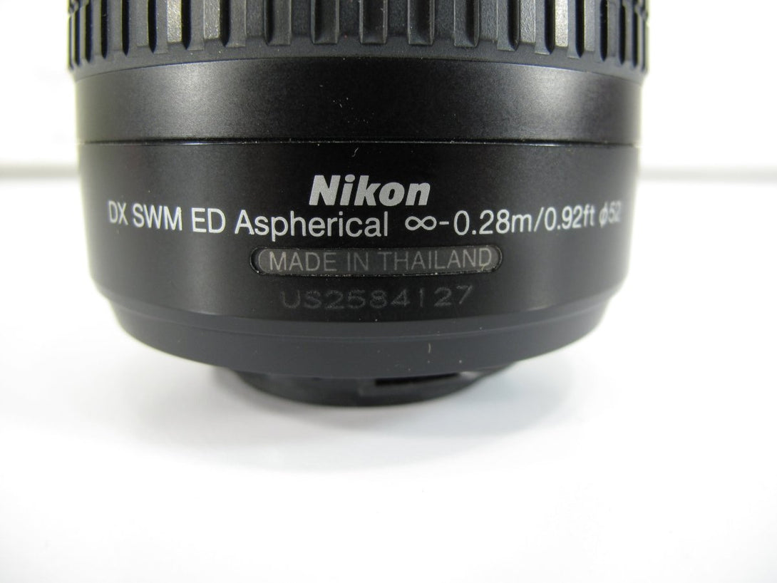 Nikon AF - S DX ED 18 - 55mm f/3.5 - 5.6 Digital SLR Camera Lens - ZeereeZ
