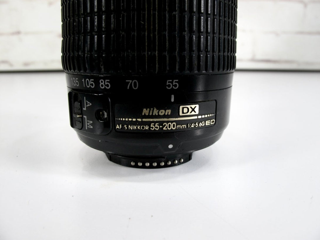 Nikon AF - S DX Zoom - NIKKOR 55 - 200mm f/4 - 5.6G ED Zoom Lens Fits D3100 D3200 D3300 - ZeereeZ