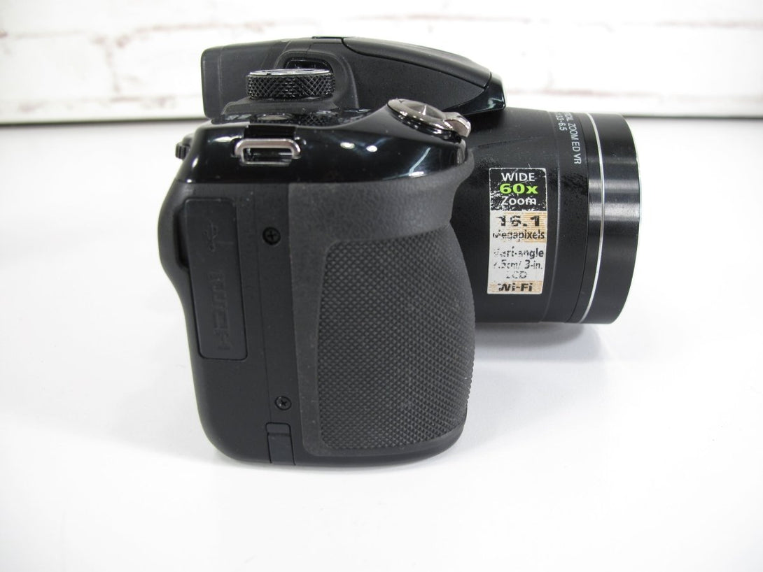 Nikon Coolpix P600 16.1 MP Wi - Fi CMOS Digital Camera w/ 60x Zoom 1080p HD - ZeereeZ