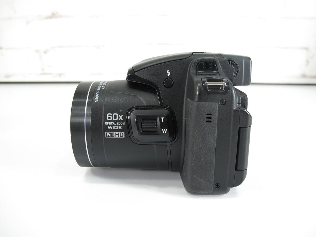 Nikon Coolpix P600 16.1 MP Wi - Fi CMOS Digital Camera w/ 60x Zoom 1080p HD - ZeereeZ