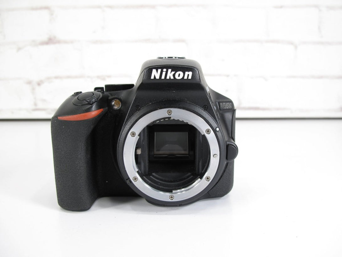Nikon D5600 DSLR 24.2 MP DSLR Digital Camera Body - ZeereeZ