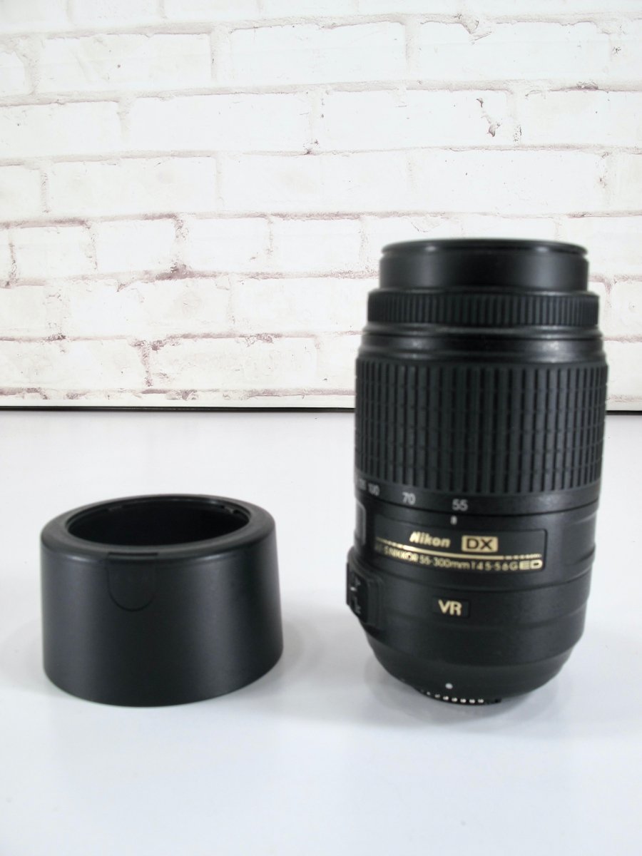 Nikon DX AF - S Nikkor 55 - 300mm f:4.5 - 5.6 G ED Camera Zoom Lens - ZeereeZ