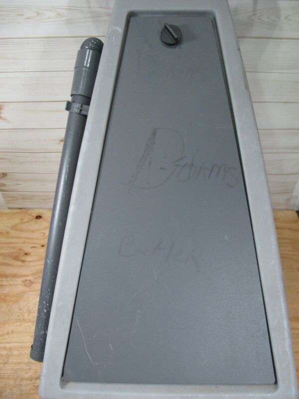 Nilfisk Advance Carpetriever 28 Inch Wide Area Commercial Vacuum Cleaner - ZeereeZ