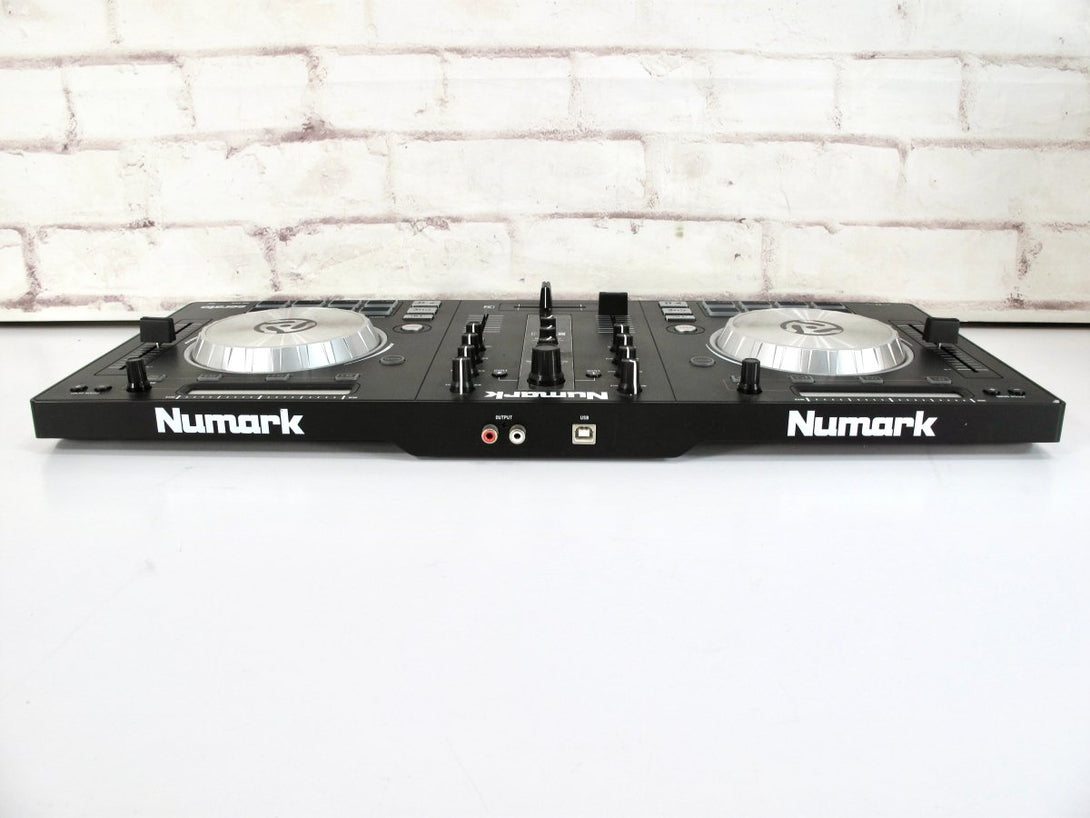 Numark MTPRO3 Mixtrack Pro 3 - DJ Deck All In OneSoftware Serato Controller - ZeereeZ