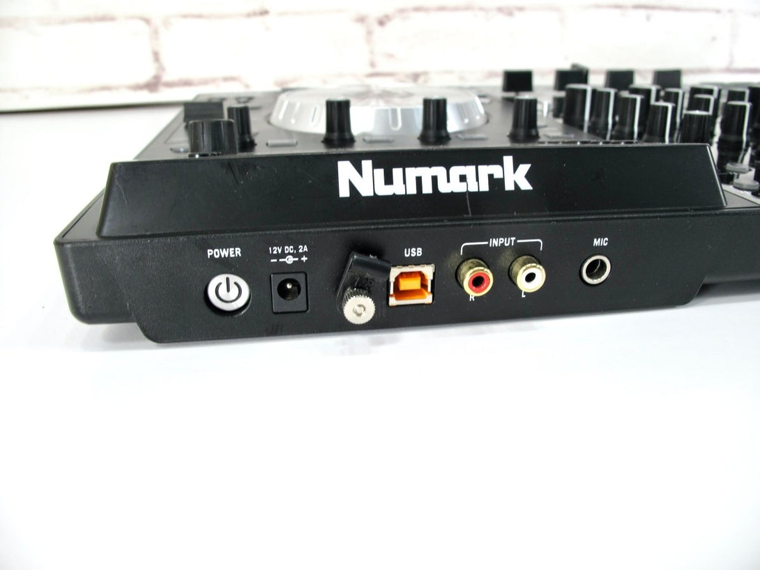 Numark NV Professional DJ Serato Interface 4 Channel Dual Screen Controller - ZeereeZ