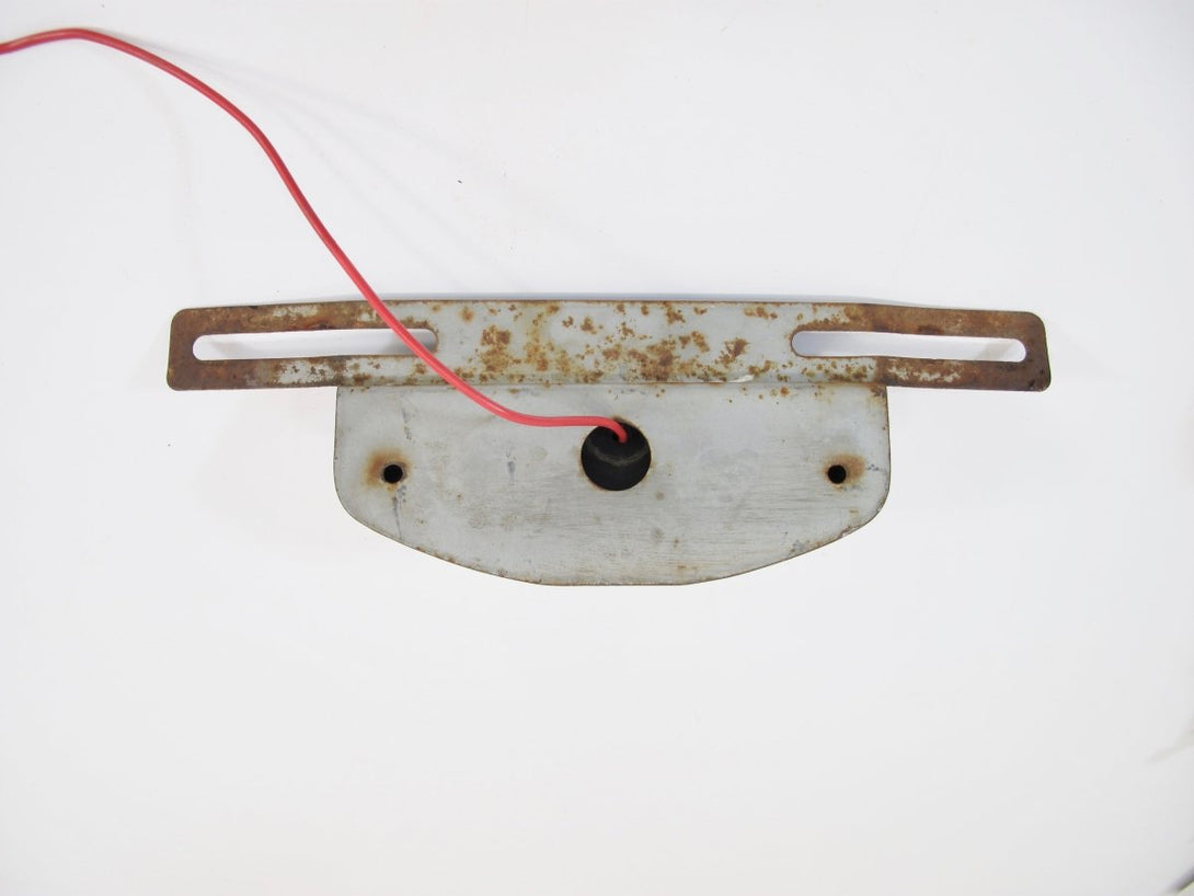 Original Airstream Yankee SAE - L - 70 331/332 License Plate Light Holder - ZeereeZ