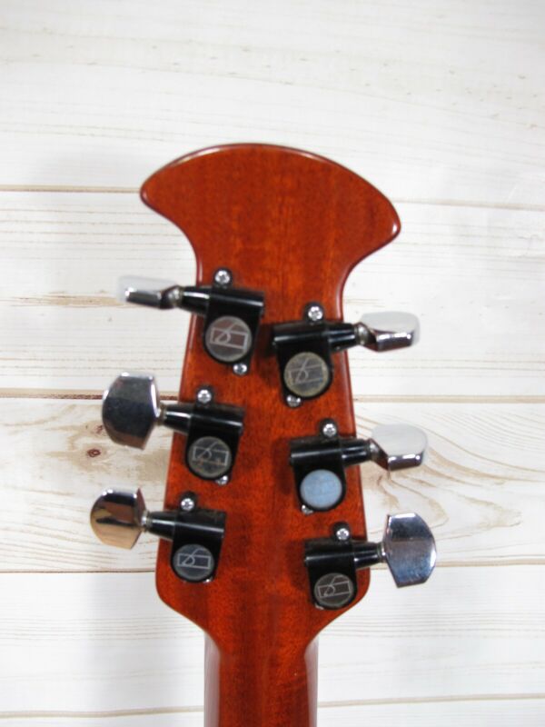 Ovation 1611 Balladeer Acoustic Electric Guitar w/ OHSC - ZeereeZ