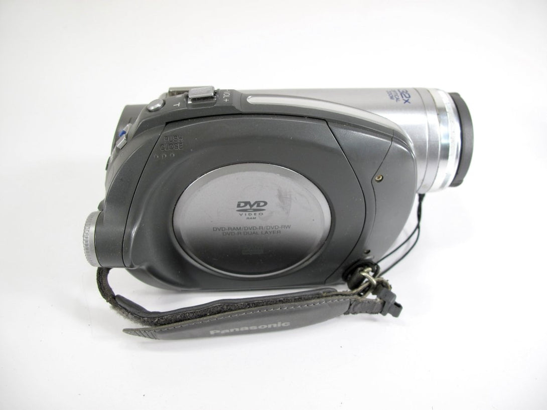 Panasonic VDR - D210 32X Optical Zoom DVD Video Camcorder Video Recorder - ZeereeZ