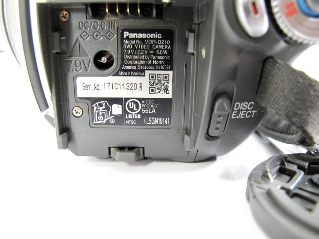 Panasonic VDR - D210 32X Optical Zoom DVD Video Camcorder Video Recorder - ZeereeZ