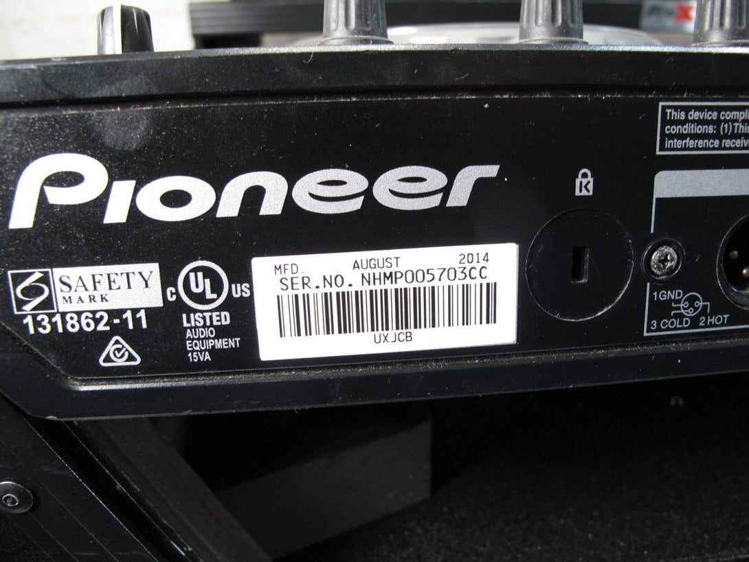 Pioneer Serato DDJ - SZ 4 Channel Professional Dj Controller Mixer w/ Rolling Case - ZeereeZ