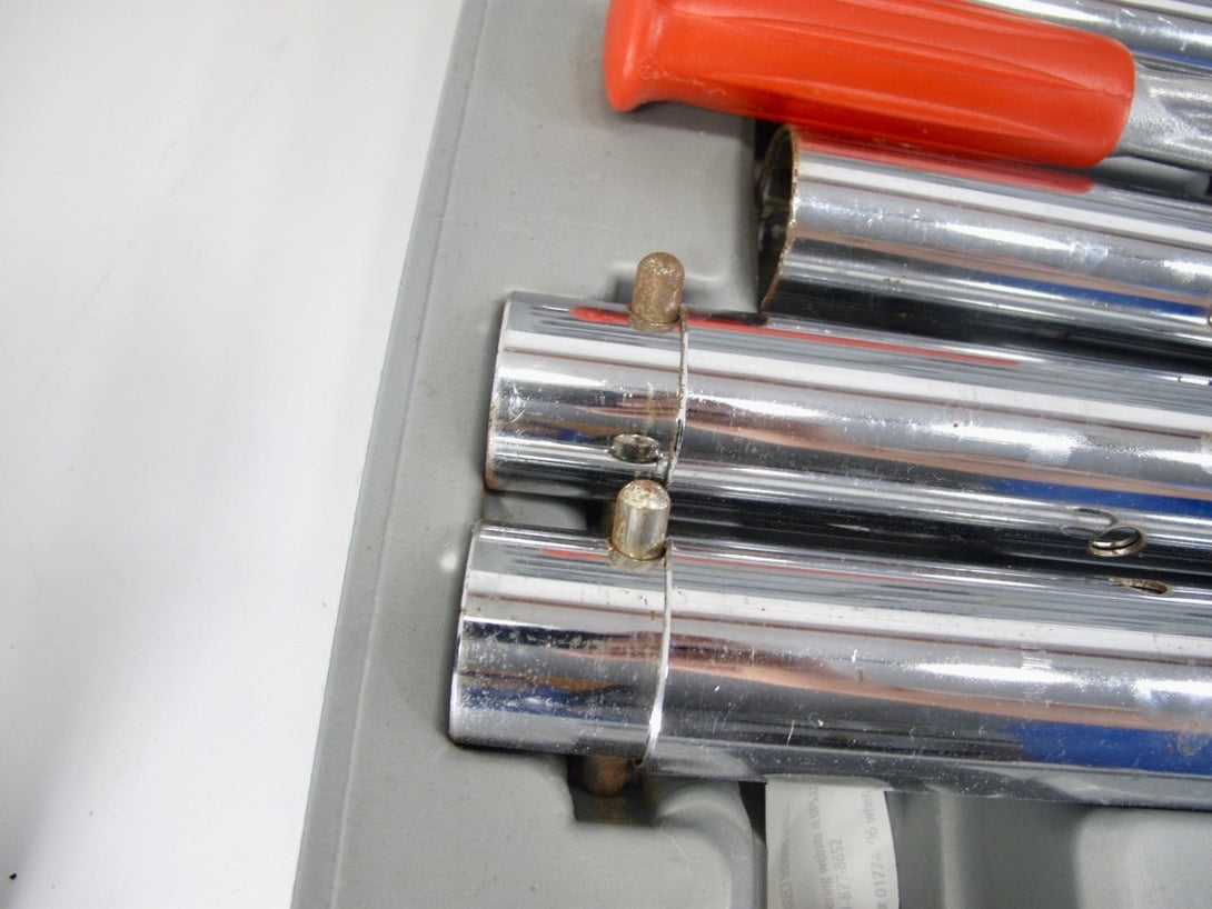 Roberts 10 - 237V 12 - Piece 38 ft. Junior Power Carpet Stretcher Value Kit - ZeereeZ