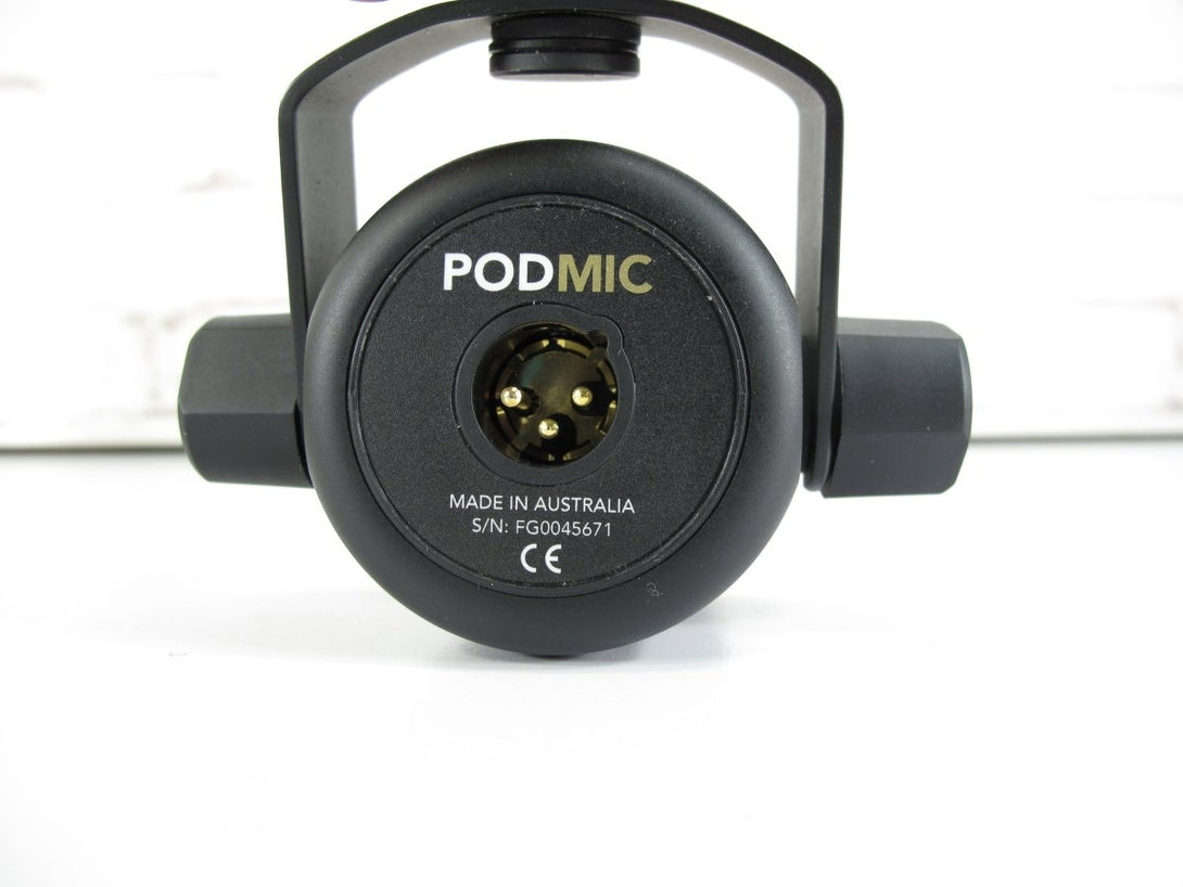 Rode PODMIC Broadcast - Grade Dynamic Microphone for Podcasting Pod Mic Podcast - ZeereeZ