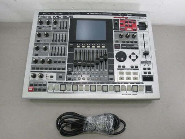 Roland MC - 909 Sampling Groovebox Synthesiser Rhythm Programer & Sampler 256MB - ZeereeZ