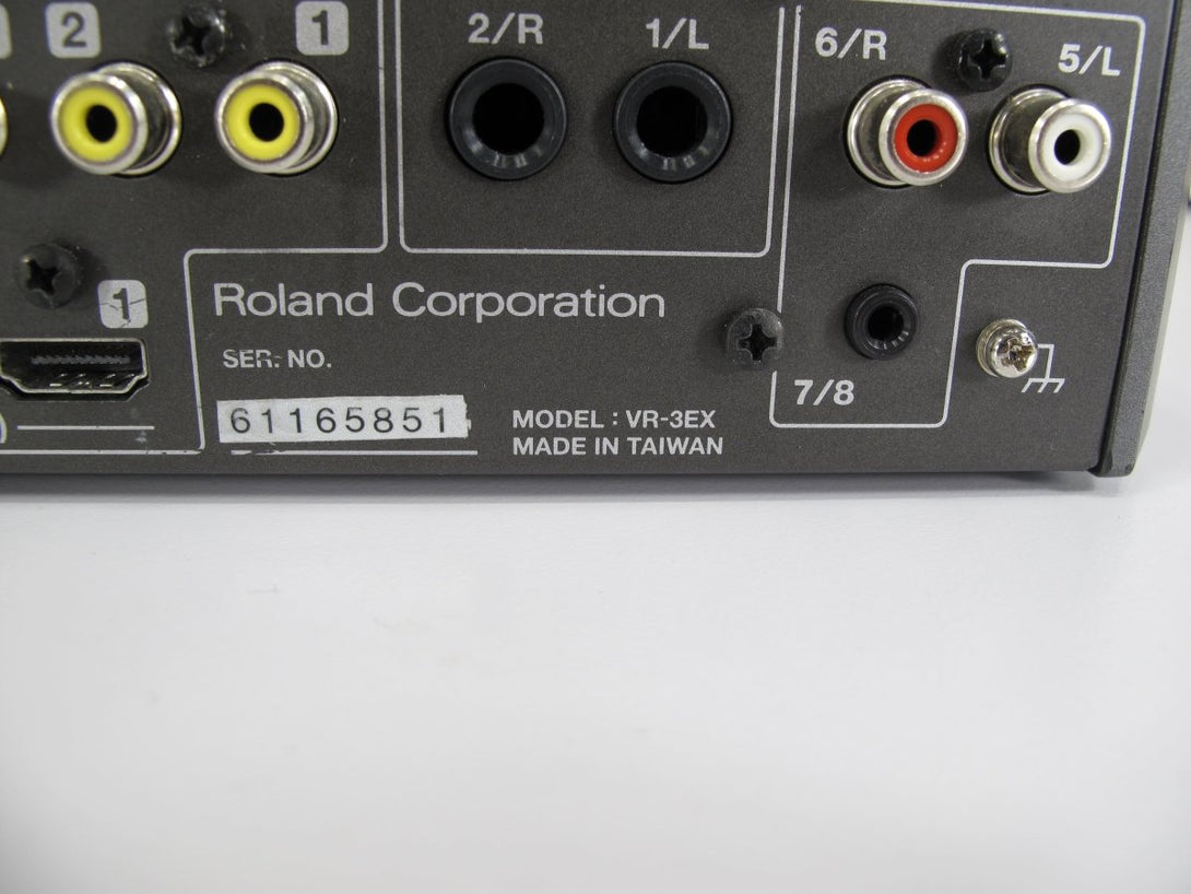 Roland VR - 3EX All - in - One A/V USB Web Streaming / Recording HDMI Video Mixer - ZeereeZ