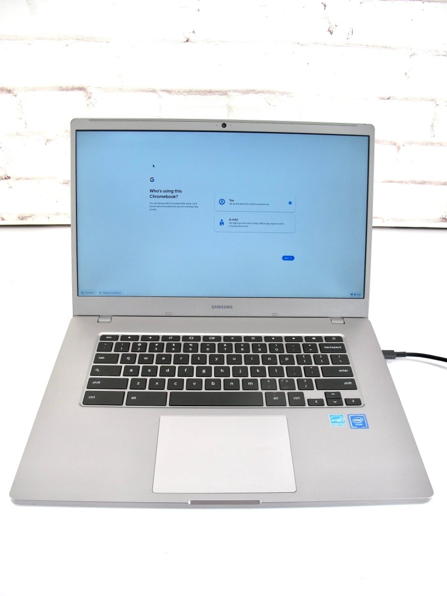 Samsung Chromebook 4 XE350XBA 15.6" Full HD Celeron N4000 4GB 32GB Type - C - ZeereeZ